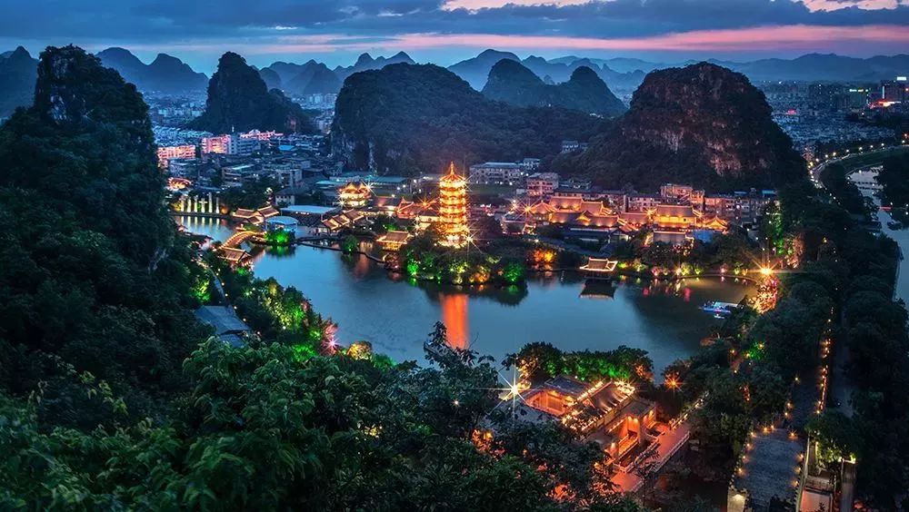 广西，绿色家园，活力无限